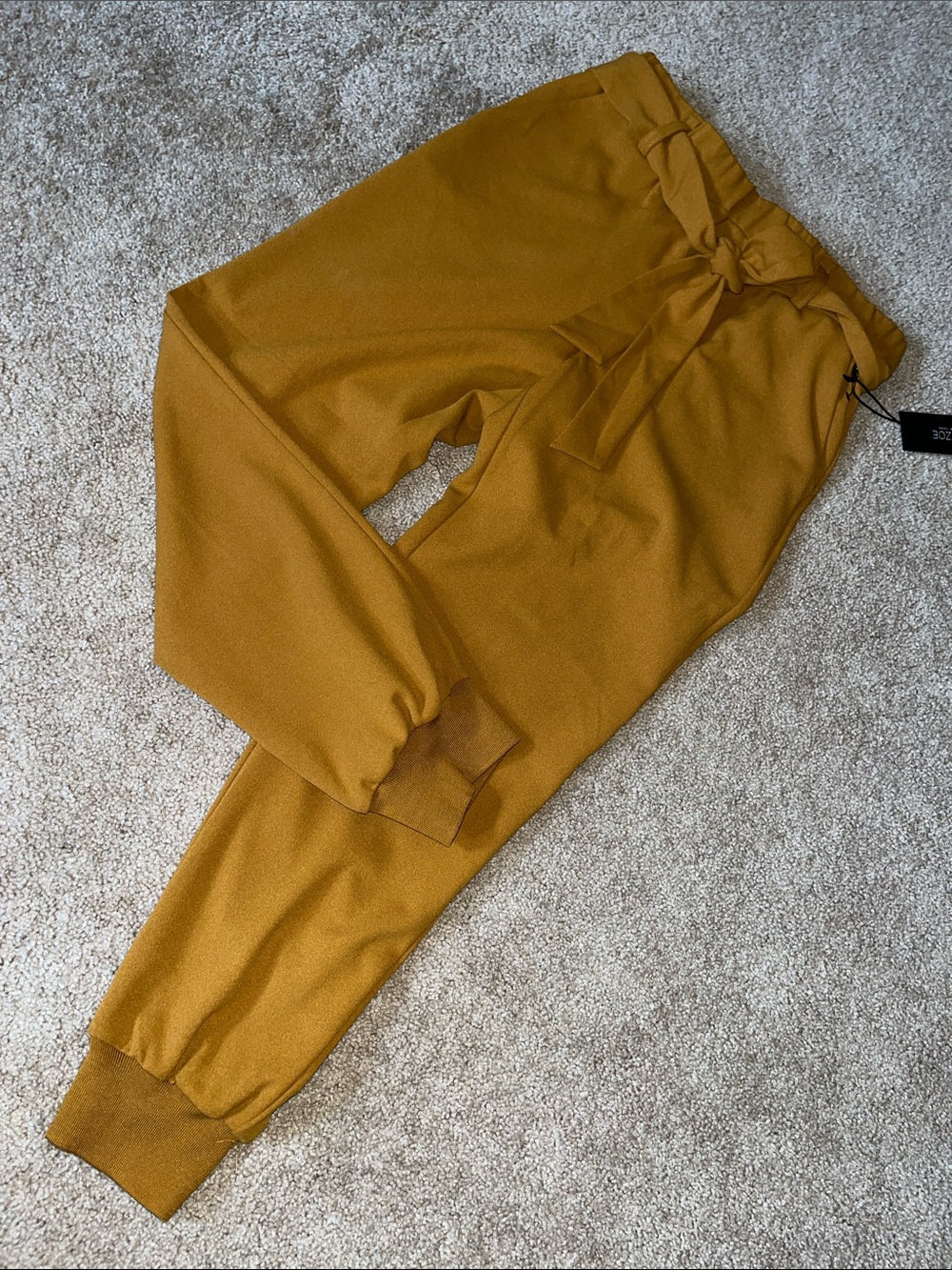 Rachel Zoe Golden Mustard Stretch paper bag pants